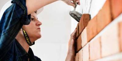 How to replace a retaining wall